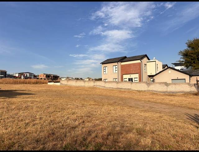 LAND FOR SALE IN COPPERLEAF ESTATE